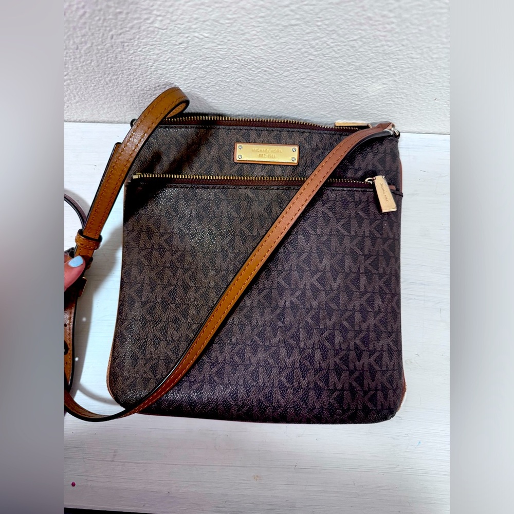 Michael Kors crossbody